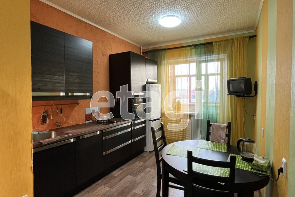 Продаётся 2-комнатная квартира, 55.9 м²
