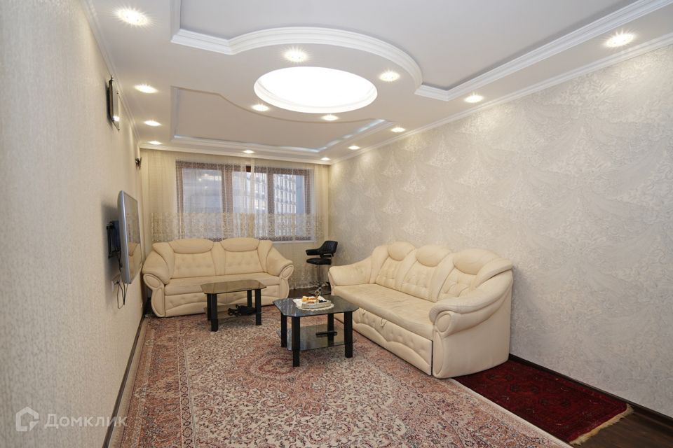 Продаётся 2-комнатная квартира, 72.6 м²