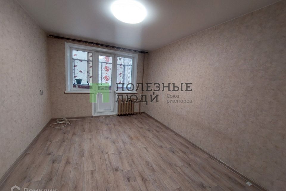Продаётся 3-комнатная квартира, 57.4 м²
