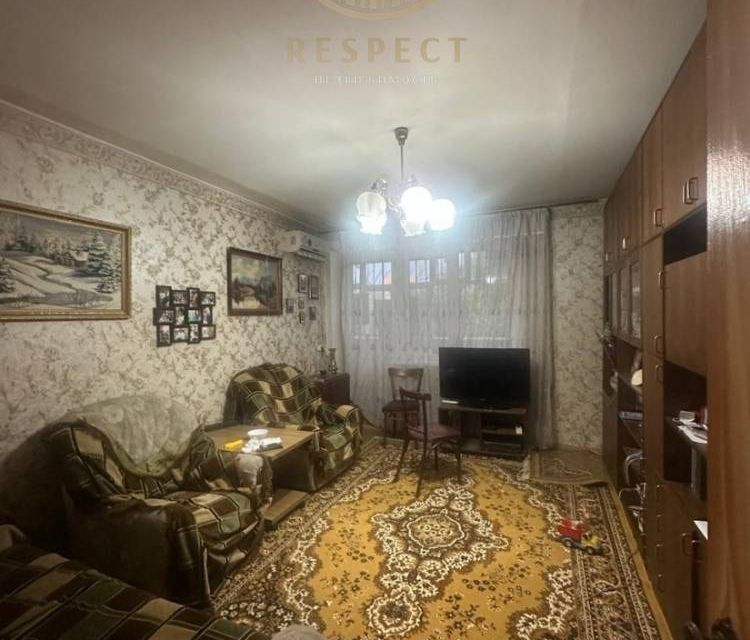 Продаётся 4-комнатная квартира, 72.6 м²