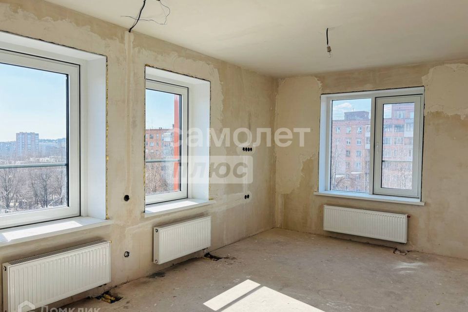 Продаётся 3-комнатная квартира, 58 м²