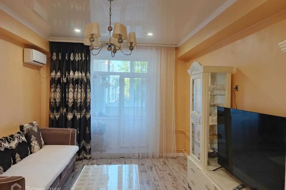 Продаётся 2-комнатная квартира, 58.5 м²