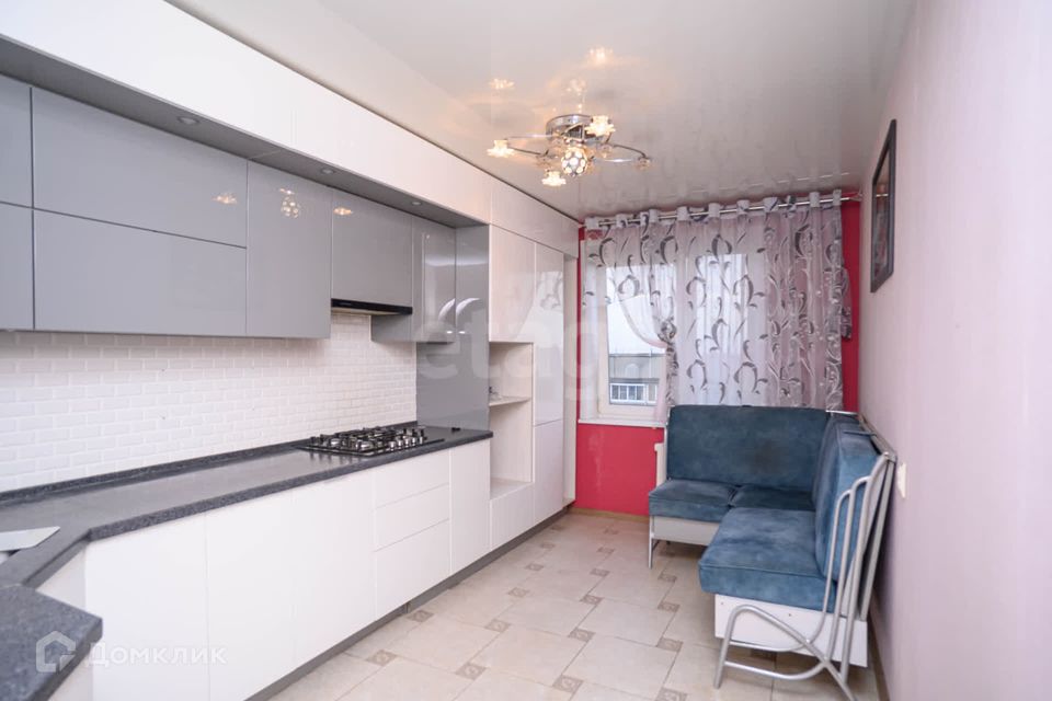 Продаётся 2-комнатная квартира, 59.8 м²