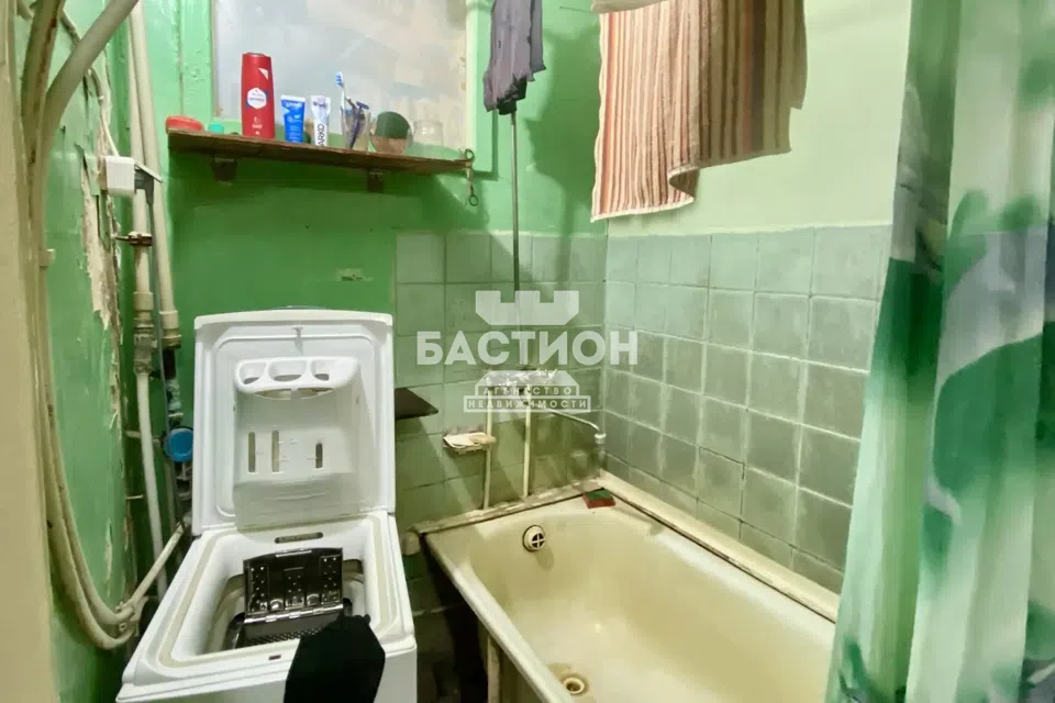 Продаётся 3-комнатная квартира, 43.7 м²