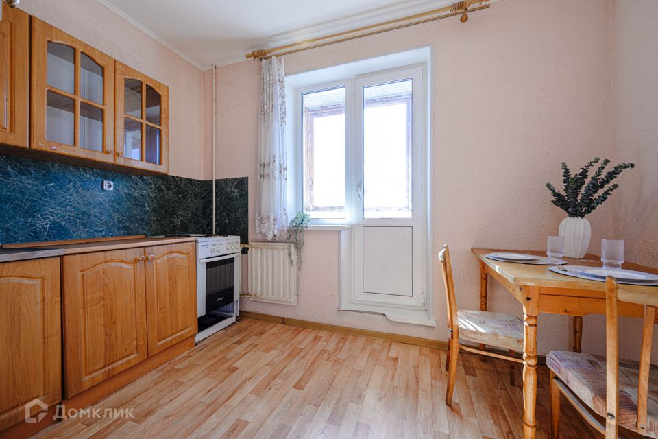 Продаётся 1-комнатная квартира, 41.2 м²