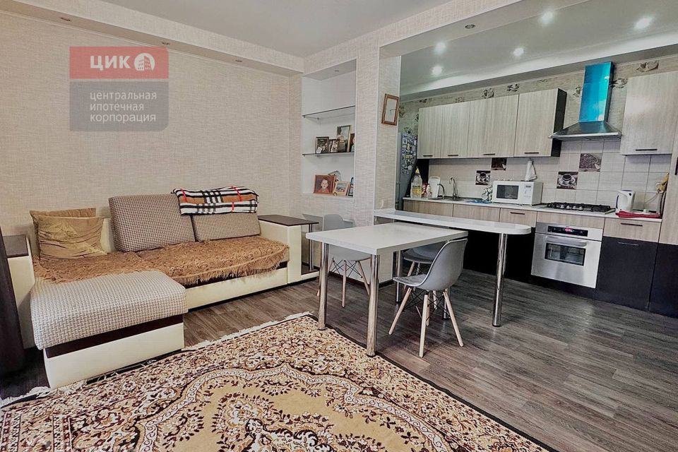 Продаётся 1-комнатная квартира, 51 м²