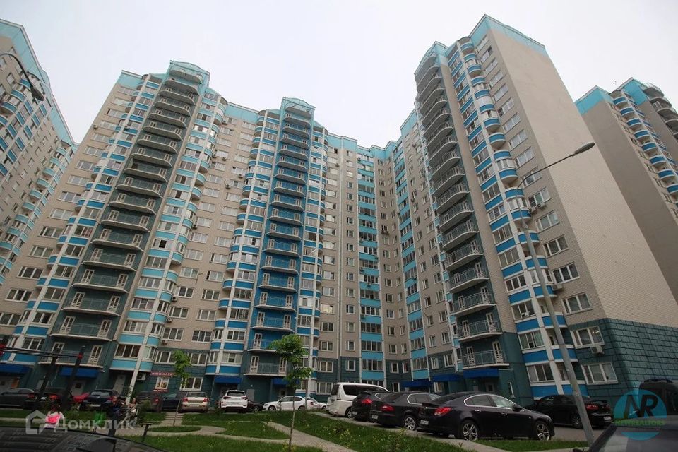 Продаётся 1-комнатная квартира, 38.3 м²