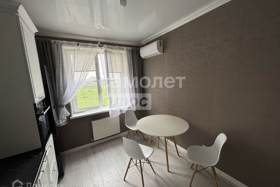 Продаётся 1-комнатная квартира, 40 м²