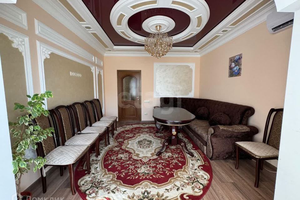 Продаётся 2-комнатная квартира, 71.5 м²