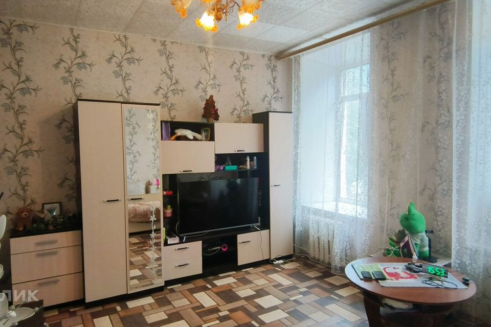 Продаётся 3-комнатная квартира, 109.3 м²