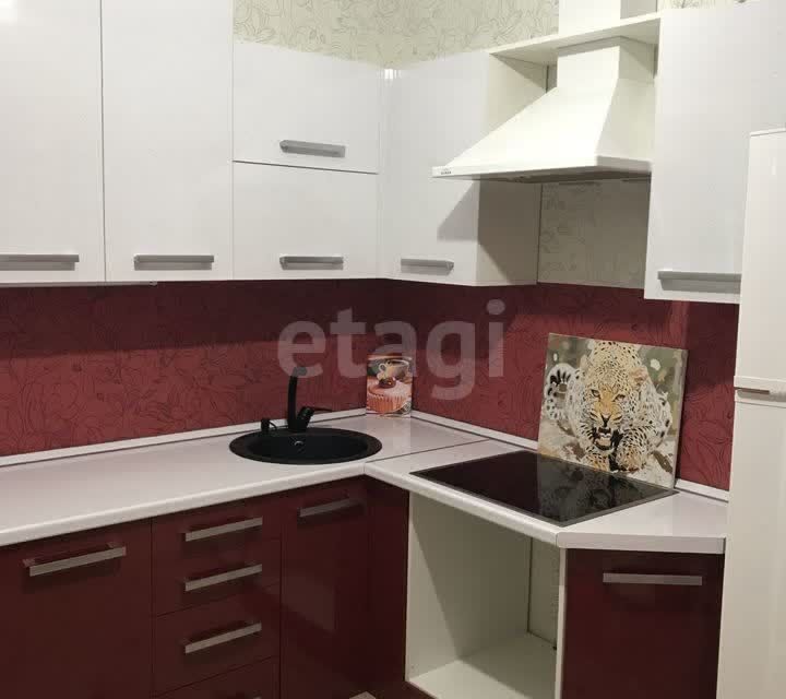 Продаётся 1-комнатная квартира, 35.9 м²