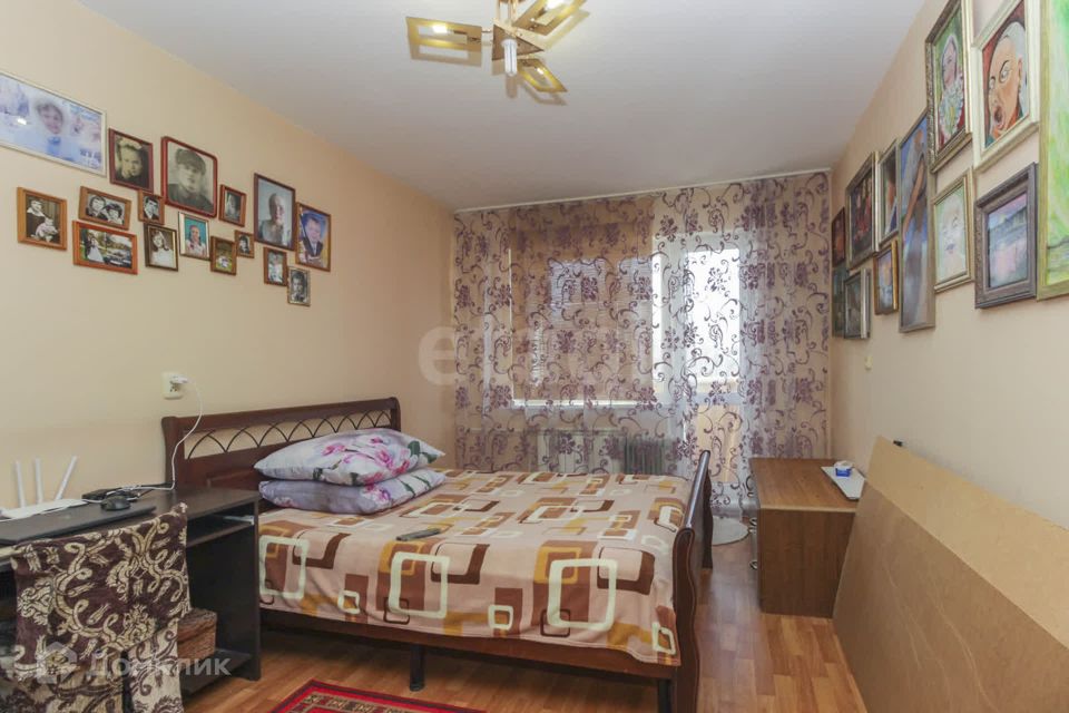 Продаётся 1-комнатная квартира, 42 м²
