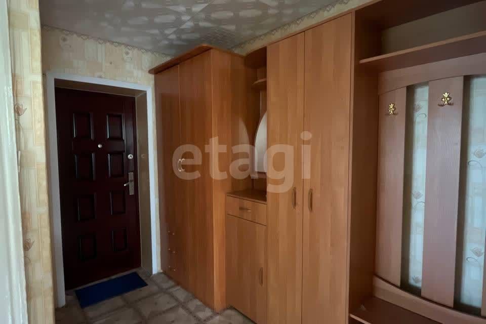 Продаётся 2-комнатная квартира, 43.6 м²