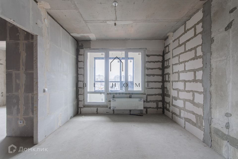 Продаётся 1-комнатная квартира, 41.95 м²