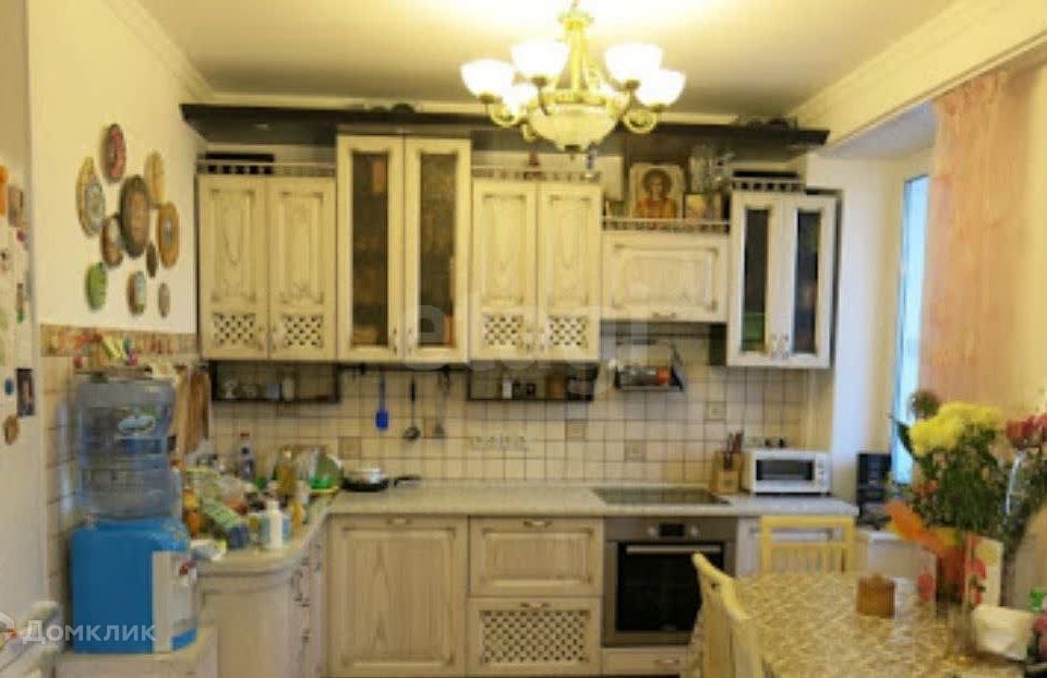 Сдаётся 2-комнатная квартира, 81.8 м²