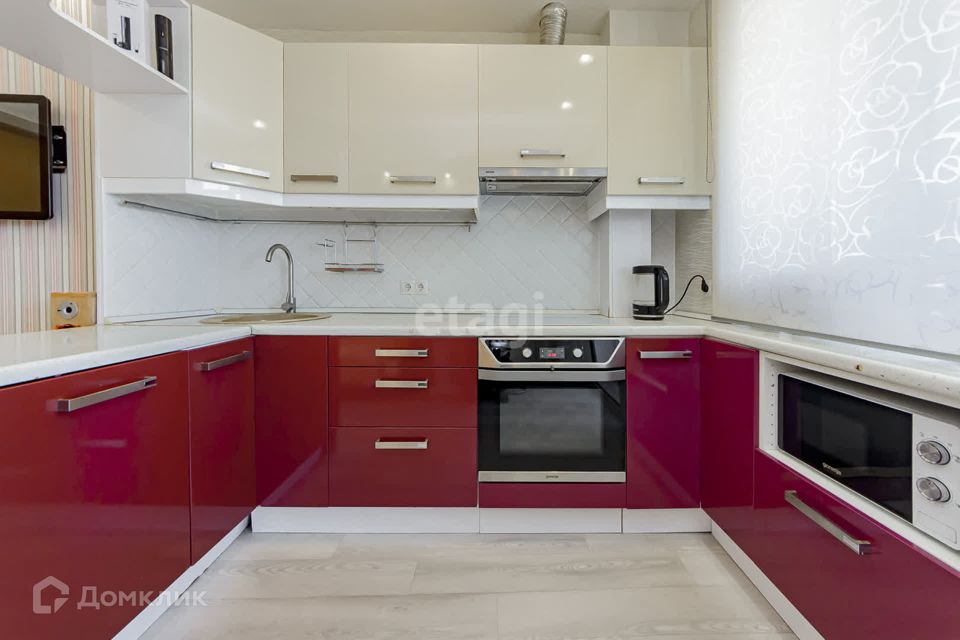 Продаётся 2-комнатная квартира, 62.1 м²