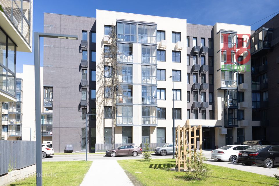 Продаётся 2-комнатная квартира, 67.3 м²