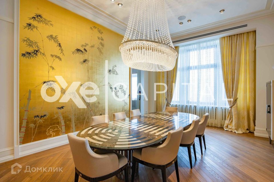 Продаётся 6-комнатная квартира, 469.9 м²