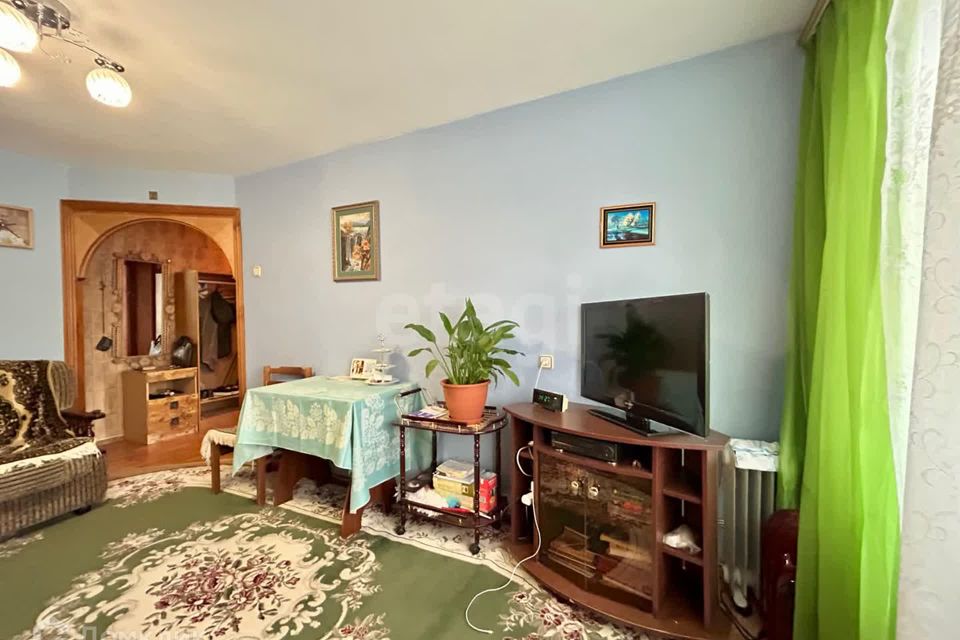 Продаётся 2-комнатная квартира, 43.7 м²