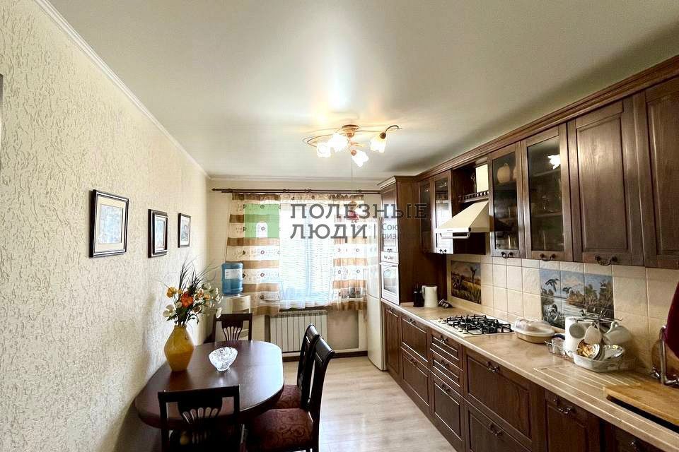 Продаётся 2-комнатная квартира, 60 м²