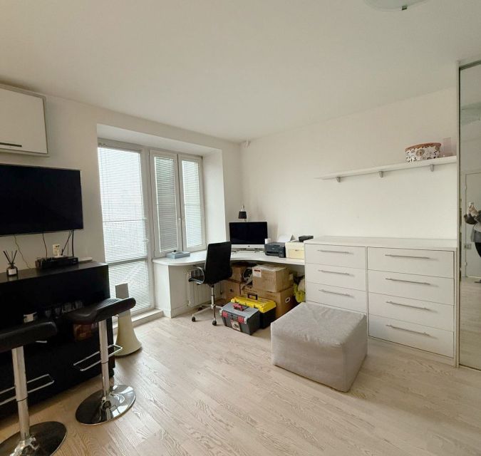 Продаётся 1-комнатная квартира, 38 м²