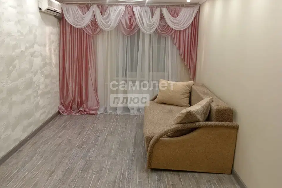 Продаётся 2-комнатная квартира, 58 м²