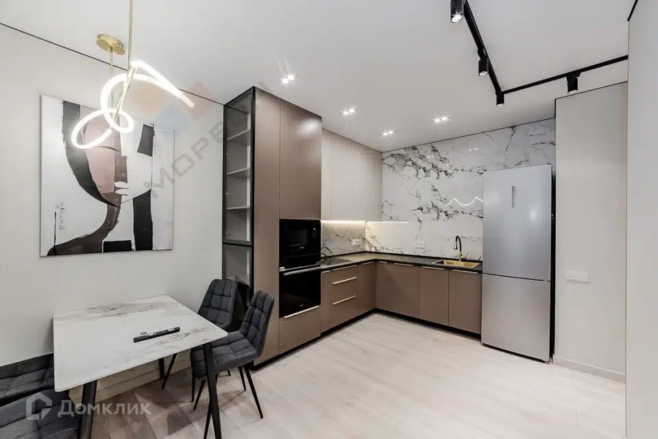 Продаётся 1-комнатная квартира, 38 м²