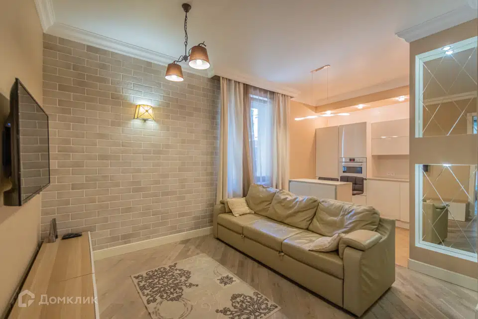 Продаётся 1-комнатная квартира, 54.3 м²