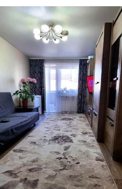 Продаётся 3-комнатная квартира, 56.9 м²