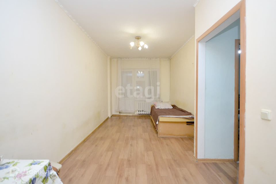 Продаётся 1-комнатная квартира, 42.7 м²