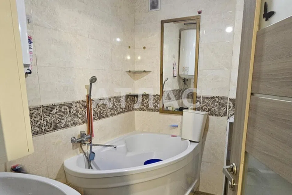 Продаётся 3-комнатная квартира, 53.7 м²