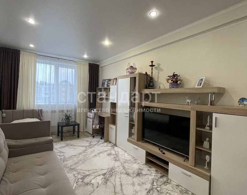 Продаётся 1-комнатная квартира, 41.3 м²
