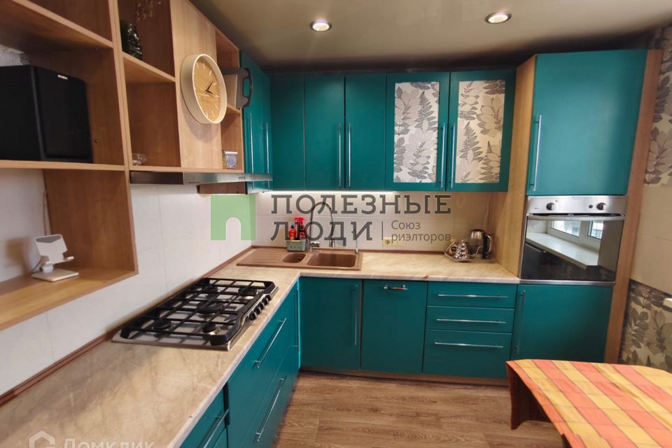 Продаётся 3-комнатная квартира, 70.7 м²