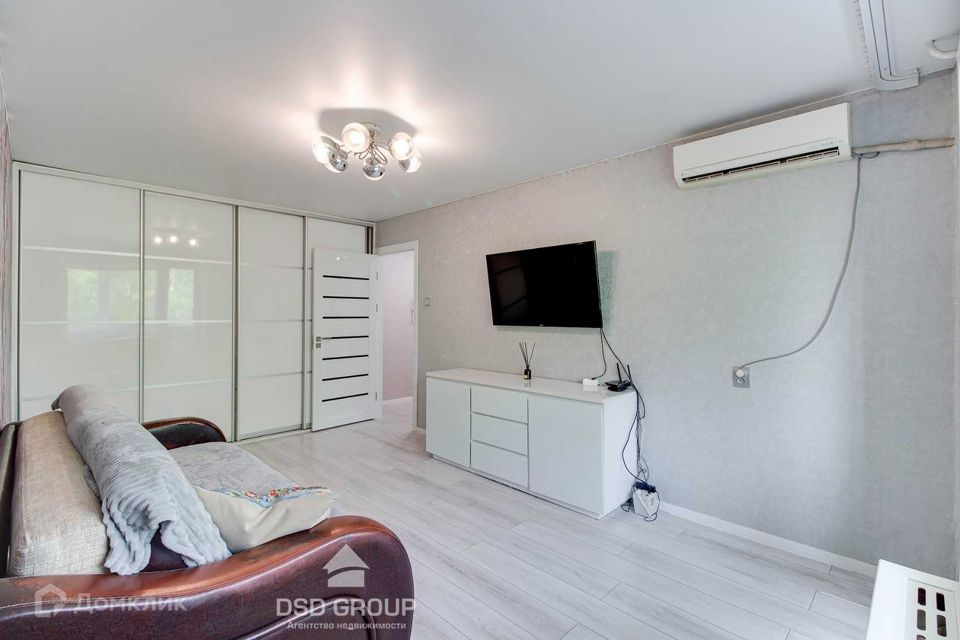Продаётся 2-комнатная квартира, 49.8 м²