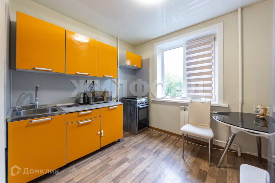 Продаётся 2-комнатная квартира, 49.8 м²
