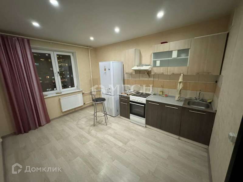 Продаётся 1-комнатная квартира, 39.3 м²