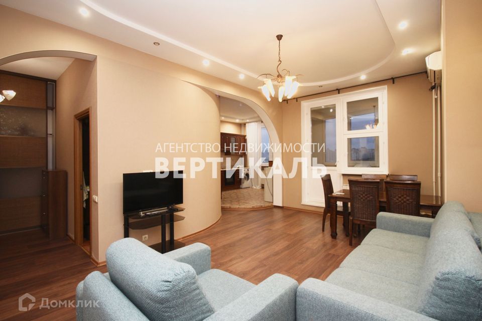 Сдаётся 2-комнатная квартира, 72.4 м²