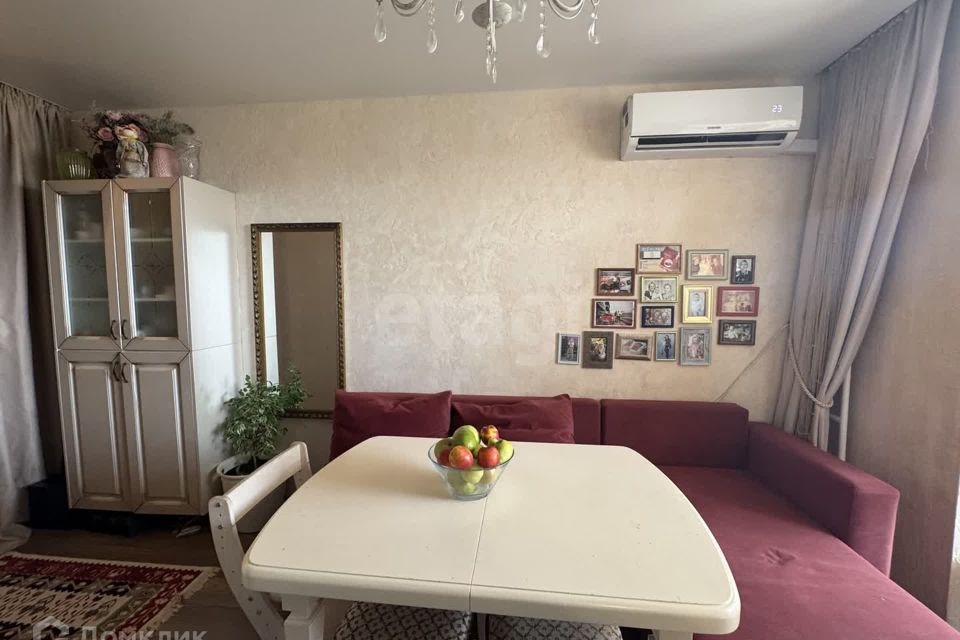 Продаётся 2-комнатная квартира, 60.3 м²