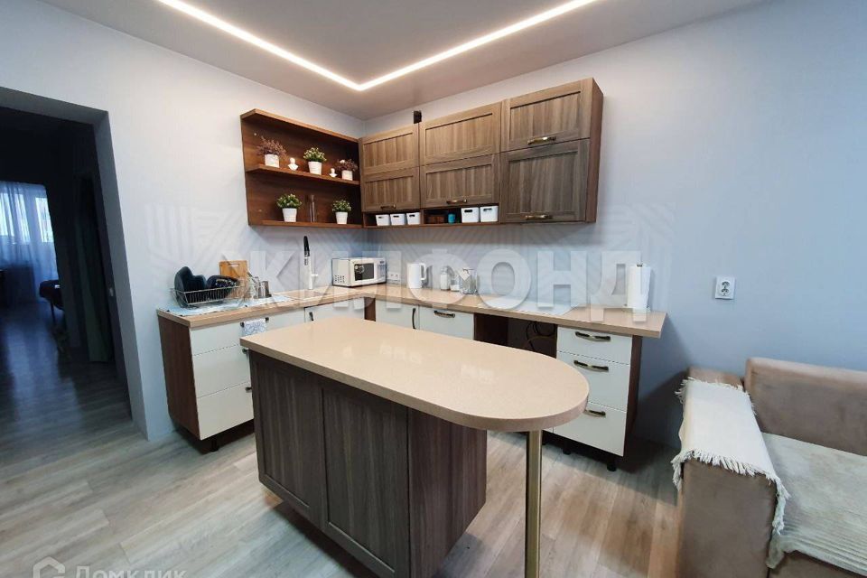 Продаётся 3-комнатная квартира, 71.7 м²