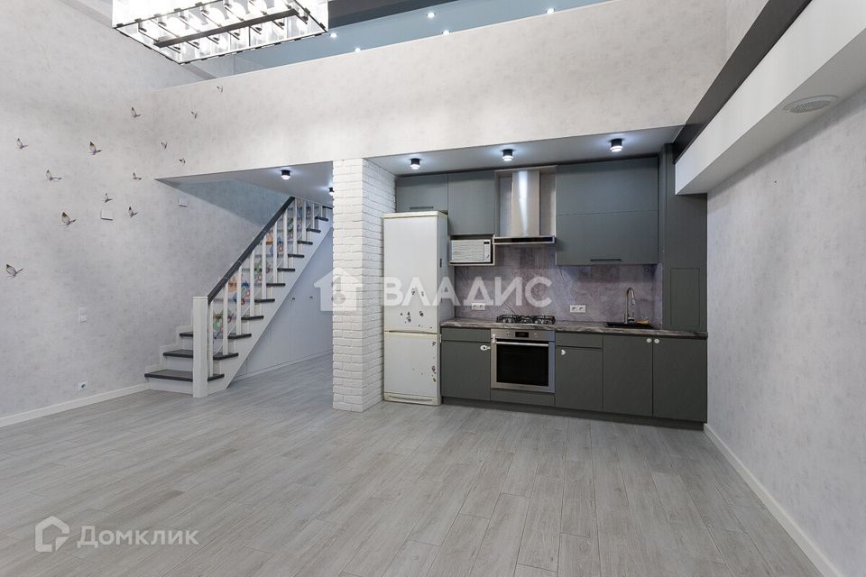 Продаётся 2-комнатная квартира, 62 м²