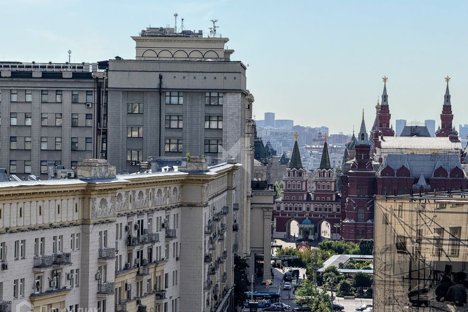 Продаётся 5-комнатная квартира, 177 м²