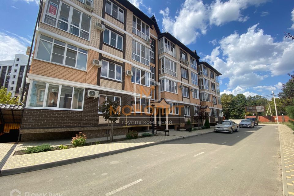 Продаётся 2-комнатная квартира, 72.2 м²
