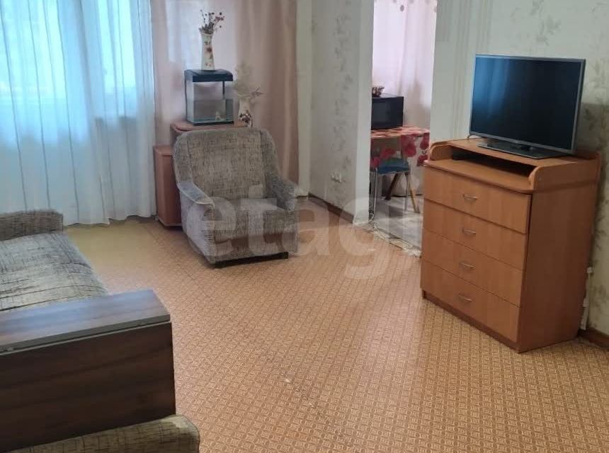 Продаётся 3-комнатная квартира, 54.5 м²