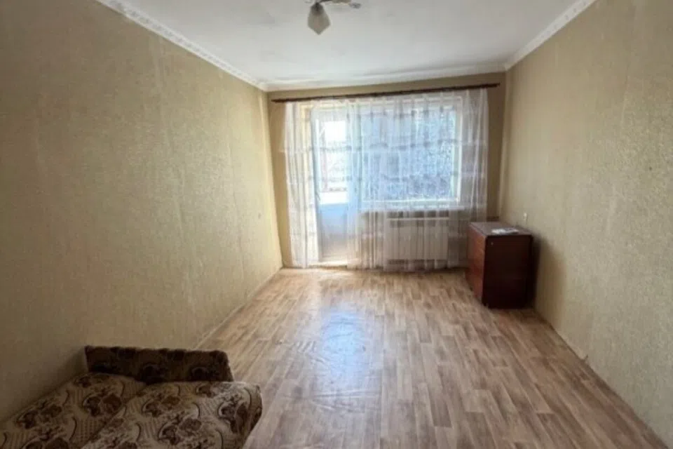 Продаётся 1-комнатная квартира, 32 м²