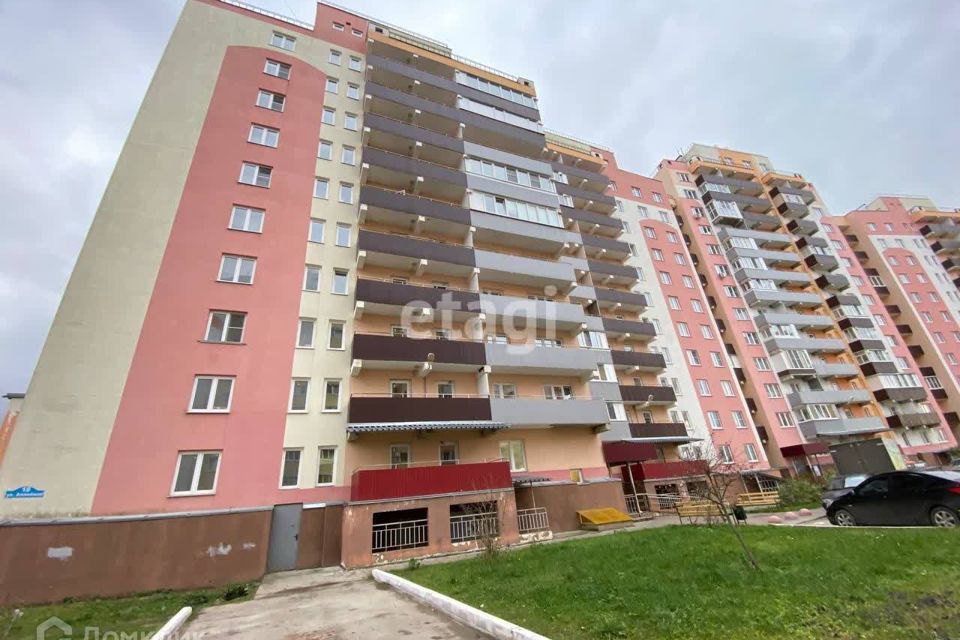 Продаётся 2-комнатная квартира, 61.2 м²