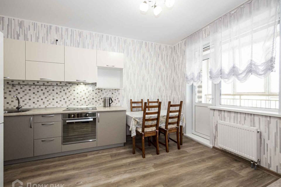 Сдаётся 1-комнатная квартира, 42 м²