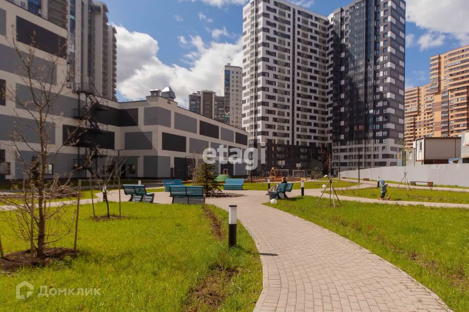 Продаётся 2-комнатная квартира, 51.5 м²