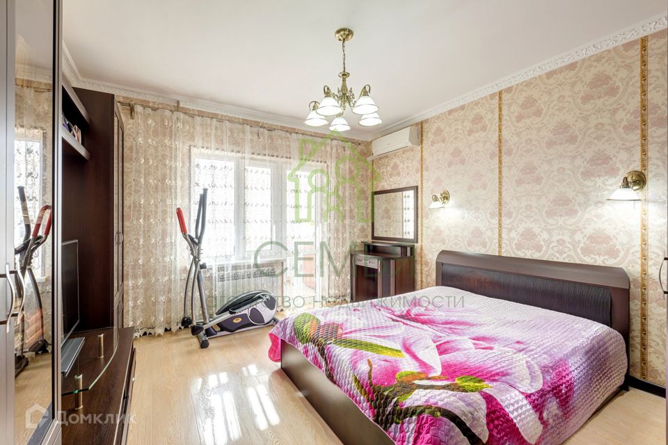 Продаётся 2-комнатная квартира, 58.2 м²