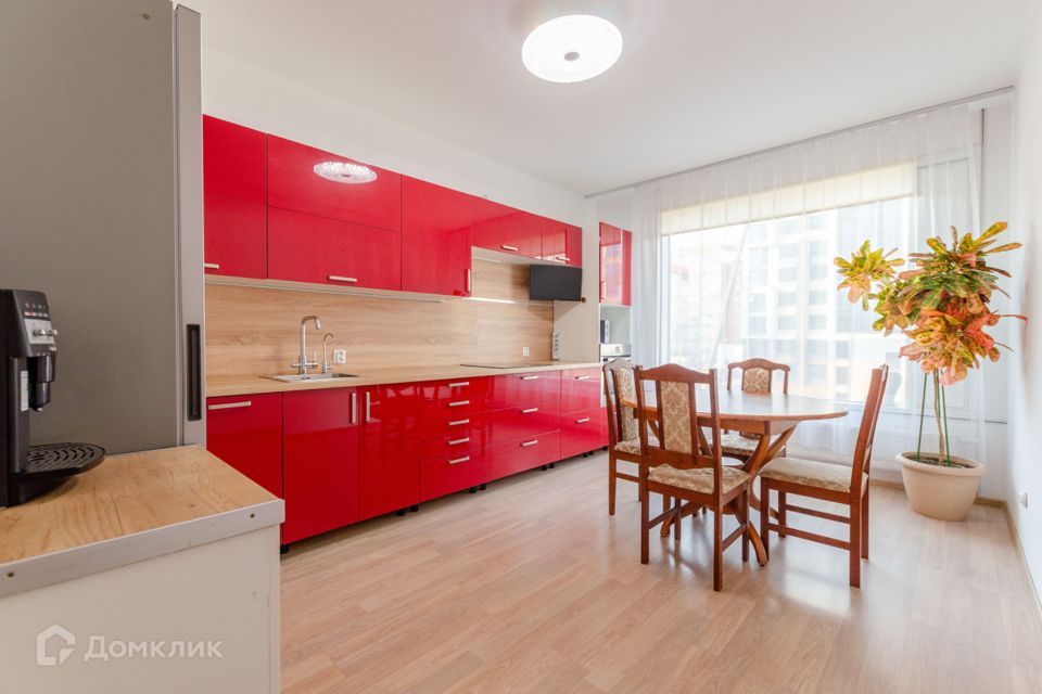 Продаётся 2-комнатная квартира, 70 м²