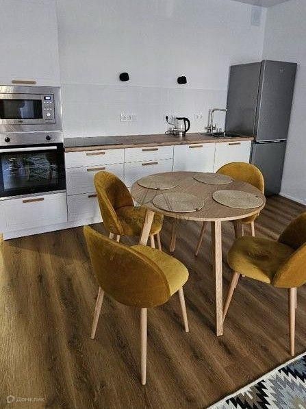 Сдаётся 2-комнатная квартира, 60 м²